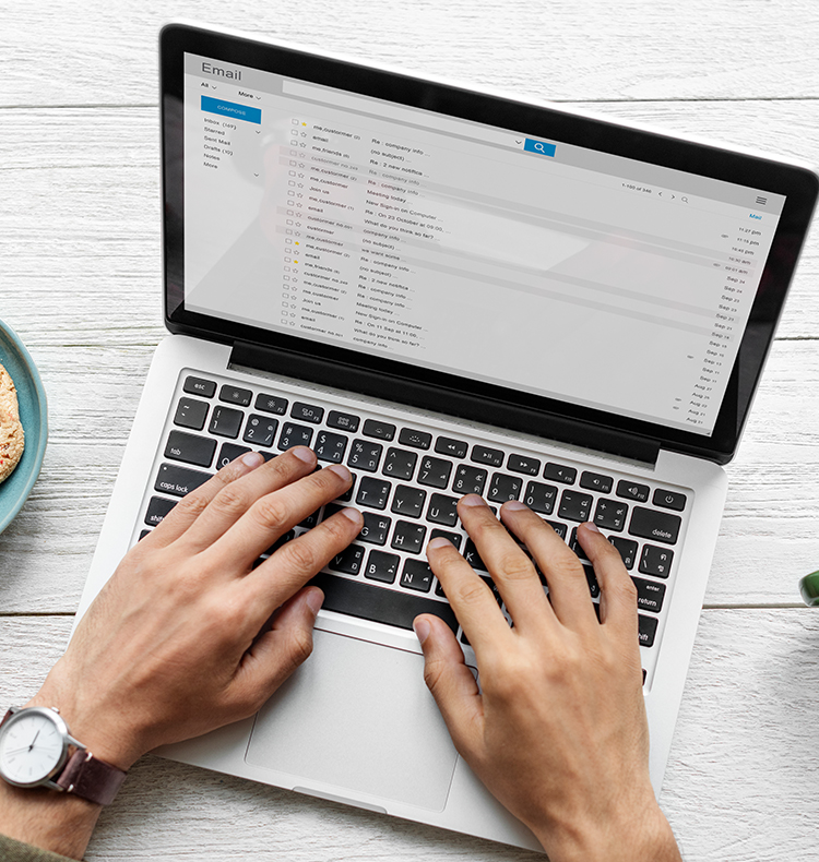 E-Mailing